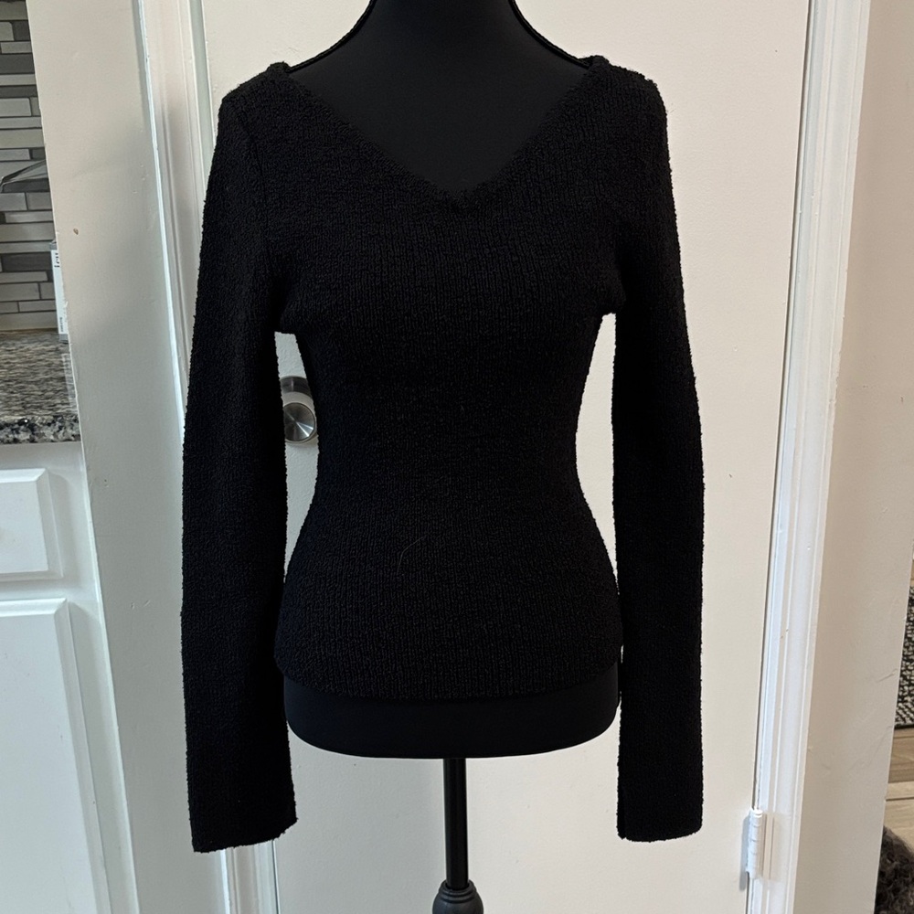 Never Worn H&M Black V-Neck Women's Sweater